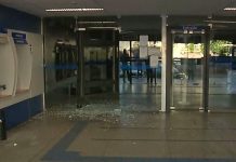 Agência bancária é violada e suspeitos fogem com monitor, em João Pessoa